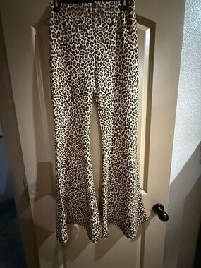 🔥 Leopard Print Flare Pants High Waisted Stretch Animal Print Medium
